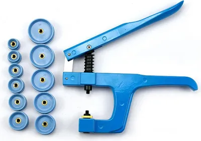 Produktbild von Uhrenpresswerkzeug mit 11 Pressbacken, Klemmmechanismus, für Kristalllünetten, Gehäuseboden und Uhrenreparatursets