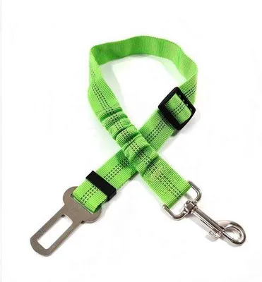 Produktbild von Autogordel für Hunde, reflektierende Sicherheitsleine, elastisches Einziehen, integrierte Stoßdämpfung, für alle Autos geeignet, für alle Hunde und Katzen geeignet, grün