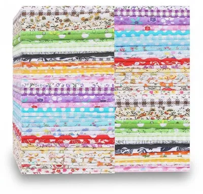 Immagine prodotto di InAndOutdoorMatch - Set di tessuti patchwork - 50 pezzi - 100% cotone, Immagine generata dall'IA