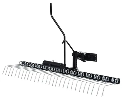 Produktbild von Vertikutiergerät für Rasentraktoren – 109 cm Arbeitsbreite – 14 Doppelspiralen – Verzinkter Stahl