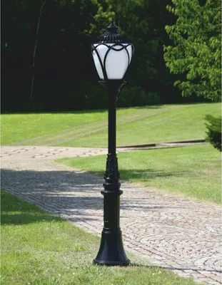 Produktbild von Casa Padrino Jugendstil Gartenlaterne Schwarz / Weiß H. 389,5 cm - Außenbeleuchtung