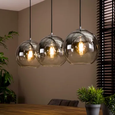 Productafbeelding van AnLi design hanglamp met 3 lampen en bolvormige lampenkappen
