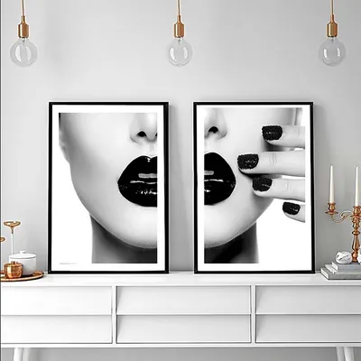 Produktbild von TPFLiving Kunstdruck LW-1721 (OHNE RAHMEN) Poster - Leinwand - Wandbild - Hochauflösender Giclée-Druck, langlebig und hochwertig - Frau mit schwarzen Lippen und Fingernägeln -  - Größe: 50x70cm