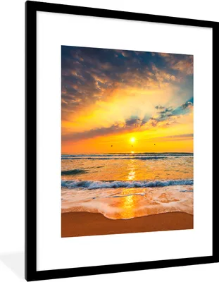 Produktbild von MuchoWow® Gerahmtes Poster Sonnenuntergang - Strand - Meer - Wolken - Orange 60x80 cm - Poster mit Schwarzem Bilderrahmen Wandposter Rahmen Foto Bilder - Wohnzimmer - Dekorationen - Prämie