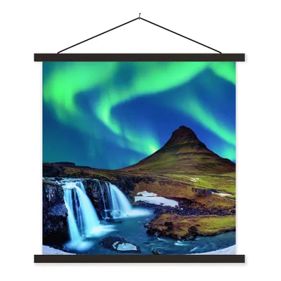 Produktbild von MuchoWow® Textilposter Nordlicht - Sternenhimmel - Island - Berg - Grün - Wasserfall - See 90x90 cm mit schwarzem Rahmen - Magnetisches