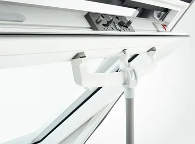 Produktbild von ZUB Roto Alu-Teleskop-Bedienstange Bedienstab zum Öffnen von Fassadenfenstern, Dachfenstern und Bedienen von Rollos Ausziehbare Länge 1170-1900 mm
