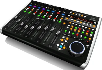 Image de Behringer X-Touch - Contrôleur universel