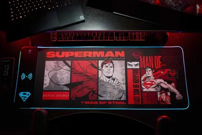 Immagine prodotto di Numskull Mauspad DC Comics Superman wireless Charge 30x80cm
