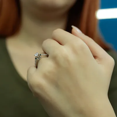 Produktbild von 0,90 Carat Diamantring Solitär Meisterstück 14 Karat Weißgold