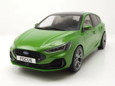 Produktbild von MCG 18452 Ford Focus ST 2022 grün metallic 1:18