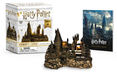 Produktbild von Harry Potter Hogwarts Castle and Sticker Book
