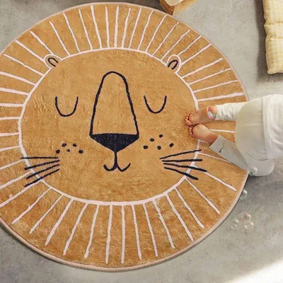 Productafbeelding van Vloerkleed 120 cm, rond, geelbruin, leeuwenkopmotief, voor kinderkamer