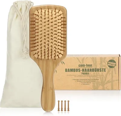 Produktbild von PolkaHome® Naturhaarbürste aus Bambus – Paddle Brush für alle Haartypen, mit Massage-Effekt, vegan, inkl. Jutebeutel und Ersatzborsten