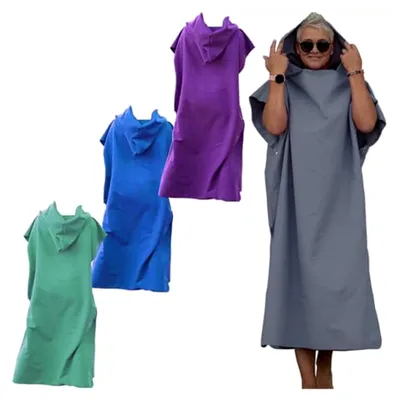 Produktbild von Mikrofaser Surfponcho, Badeponcho für Damen und Herren – auch als Handtuch oder Umkleidehilfe am Strand (grau)