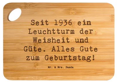 Produktbild von Mr. & Mrs. Panda Schneidebrett Spruch 1936 Geburtstag - Transparent - Geschenk, schneidunterlage, Frühstücksbrett, Geschenkideen, Glückwunsch, Weisheit und Güte