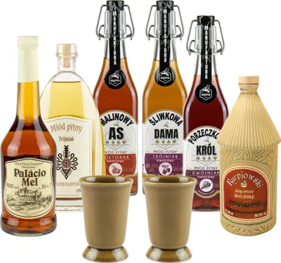 Produktbild von Setz von 6 Mets mit Keramikbechern (Honigwein Półtorak-Eineinhalber/ 3x aromatisierten Dwójniak-Halber / 2x Trójniak-Drittel) | 3450ml | 13-16% Alkohol Metwein | Polnische Produktion