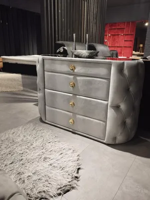 Productafbeelding van Design commode met 4 lades. Ladekast. Commode van hout en textiel