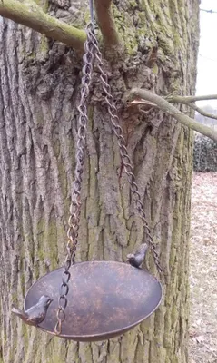 Produktbild von Vogeltränke  Vogelbad Vogelfutterstelle zum Hängen Eisen bronzefarben