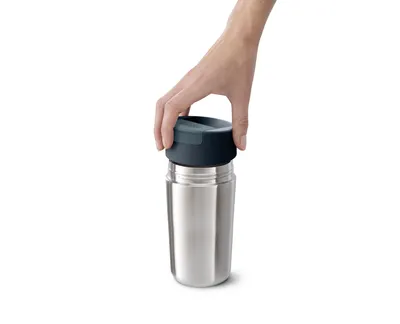 Produktbild von Joseph Joseph Sipp Reisebecher auslaufsicherer isolierter Becher u.Deckel 454ml