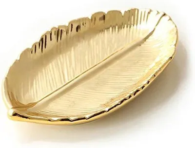 Image de Coupe décorative en céramique avec motif à la feuille d'or