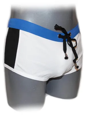 Produktbild von Extravagante Herren Badehose in Weiß, Größe L mit stylischem Design und Super Passform