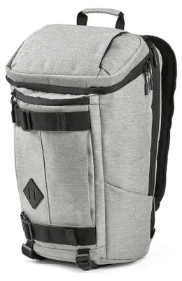 Produktbild von Praktischer Rucksack mit geräumigem Hauptfach und Laptopfach