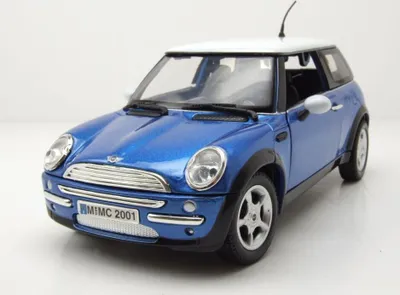 Produktbild von Motormax 73114B BMW Mini Cooper 2004 blau metallic weiß 1:18