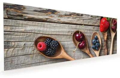 Produktbild von Küchenrückwand Spritzschutz Glas mit Motiv Holzlöffel mit Beeren 40 x 40 cm
