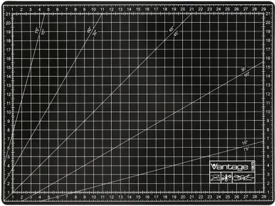 Image de Tapis de découpe Vantage 10670 en plastique, 30 x 22 cm, 3 mm, noir/noir, lot de 12 pièces