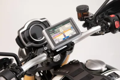 Produktbild von SW-MOTECH Navi-Halter am Lenker V-Strom 1050 Scrambler 1200 XC