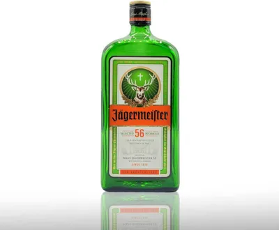 Produktbild von 2x Jägermeister 1L Dummy Flasche ohne Inhalt