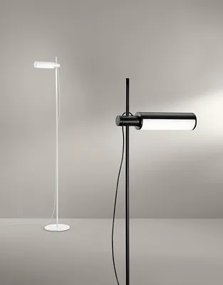Obrázek produktu pro Moderní LED stojací lampa z matně bílého kovu, 24 W, CCT 3000–4000–6000 K, otočná hlava, nastavitelná, elegantní design – Perenz