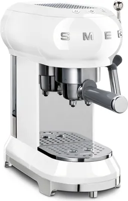 Produktbild von Smeg ECF01 Siebträger Espressomaschine weiß