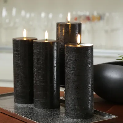 Produktbild von LED Kerzenset PIA - Rustik-Optik - H: 20cm - inkl. Batterien und Fernbedienung - schwarz - 4er Set