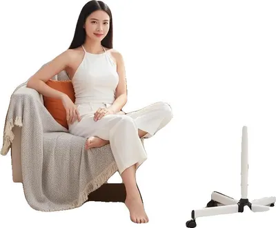 Produktbild von Gesichtsdampfer, 220-240V AC, 800W Sprühleistung, 680ml Wassertankkapazität, 5-fache Vergrößerung, 2-4 Minuten schnelles Heizen