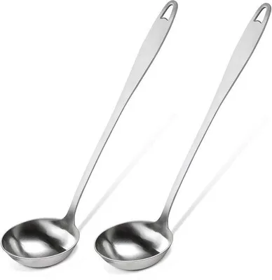 Imagen del producto de Ibenzoa® Juego de 2 cucharones para sopa de acero inoxidable – Acero 304, 31,5 cm, 140 ml, acabado mate, apto para lavavajillas, diseño ergonómico para sopa y guisos