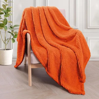Produktbild von Kuschelige Fleece-Decke für die Couch, Weich und Warm, Mikrofaser Plaid, 130 x 170 cm, Orange