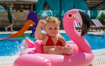 Produktbild von Aufblasbarer rosa flamingo-schwimmring mit sitz für kinder