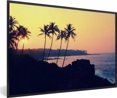 Produktbild von MuchoWow® Gerahmtes Poster Meer - Palme - Abend - Landschaft 90x60 cm - Poster mit Schwarzem Bilderrahmen Wandposter Rahmen Foto Bilder - Fotorahmen - Foto-Plakat