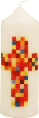 Produktbild von Bunte Kerze mit Kreuz Motiv, 165 x 60 x 60 mm