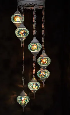 Produktbild von Hanglamp aus buntem Pastellblauem Glas mit orientalischem Mosaik, 7-globige Kronleuchter, handgefertigt in der Türkei