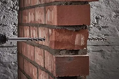 Produktbild von Mauerdurchbruchbohrer mit HM-Bestückung, Sechskantschaft, Durchmesser 18 mm für Abriss- und Renovierungsarbeiten