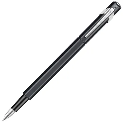 Productafbeelding van Caran d'Ache 843.009 vulpen, mat zwart, penpunt B, 1 stuk (verpakking met 1 stuk)