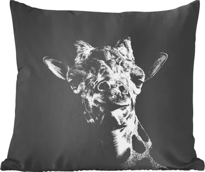 Produktbild von MuchoWow® Zierkissen Sofakissen Wohnzimmer Dekokissen 45x45 cm Giraffe - Tier - Schwarz - Weiß - Schlafpolster - Polster für das Sofa