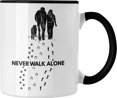 Produktbild von Trendation - Lustige Reiter Sprüche Geschenk Tasse Reiterin Pferde Mädchen Geschenkidee Pferde Never Walk Alone (Schwarz)