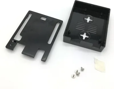 Produktbild von Schwarzes Kunststoffgehäuse für Arduino UNO