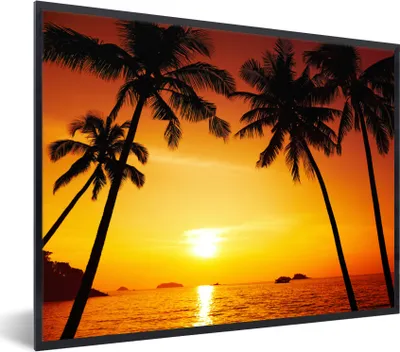 Produktbild von MuchoWow® Gerahmtes Poster Palme - Sonnenuntergang - Strand - Orange - Tropisch 40x30 cm - Poster mit Schwarzem Bilderrahmen Wandposter Rahmen Foto Bilder - Kunstposter - Wanddekorationen