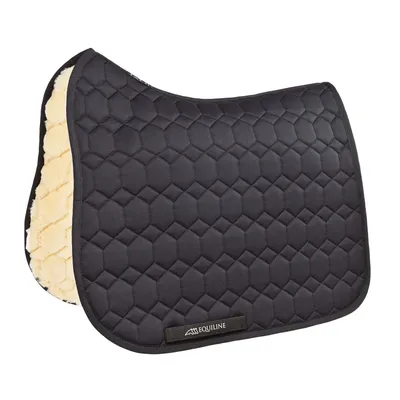 Produktbild von Equiline Laidback Eco-Lammfell Schabracke