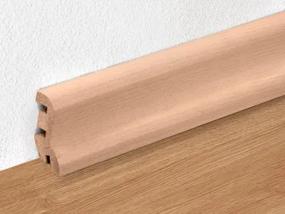 Produktbild von PROFI | 2,50 m | Braun 58mm Sockelleiste Buche rustikal dunkel, Dekorleiste mit MDF Kern, Cliptechnik zur einfachen Montage, Kabelführung optional