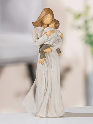 Productafbeelding van Gilde Figur, Familie, "Verbundenheit", Kunstharz, naturfarben, VE 3, L. 7,5 cm, B. 9 cm, H. 22 cm Höhe: 22.00 cm Breite: 9.00 cm Tiefe: 7.50cm 52620